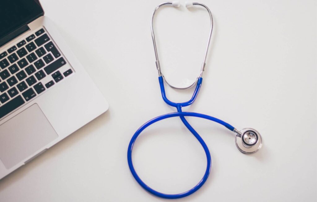 Top 7 Reasons why a Reliable Medical Website is what Every Doctor needs. 3 7 Top Reason why Every Doctor Needs a Website - Featured Image