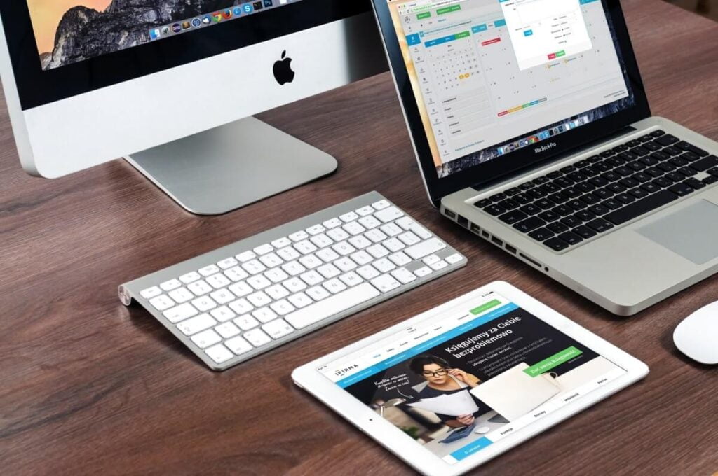 8 Ways to make your Website SEO Friendly: Secrets for Keeping clients forever! 4 How to make your website SEO friendly - Responsiveness