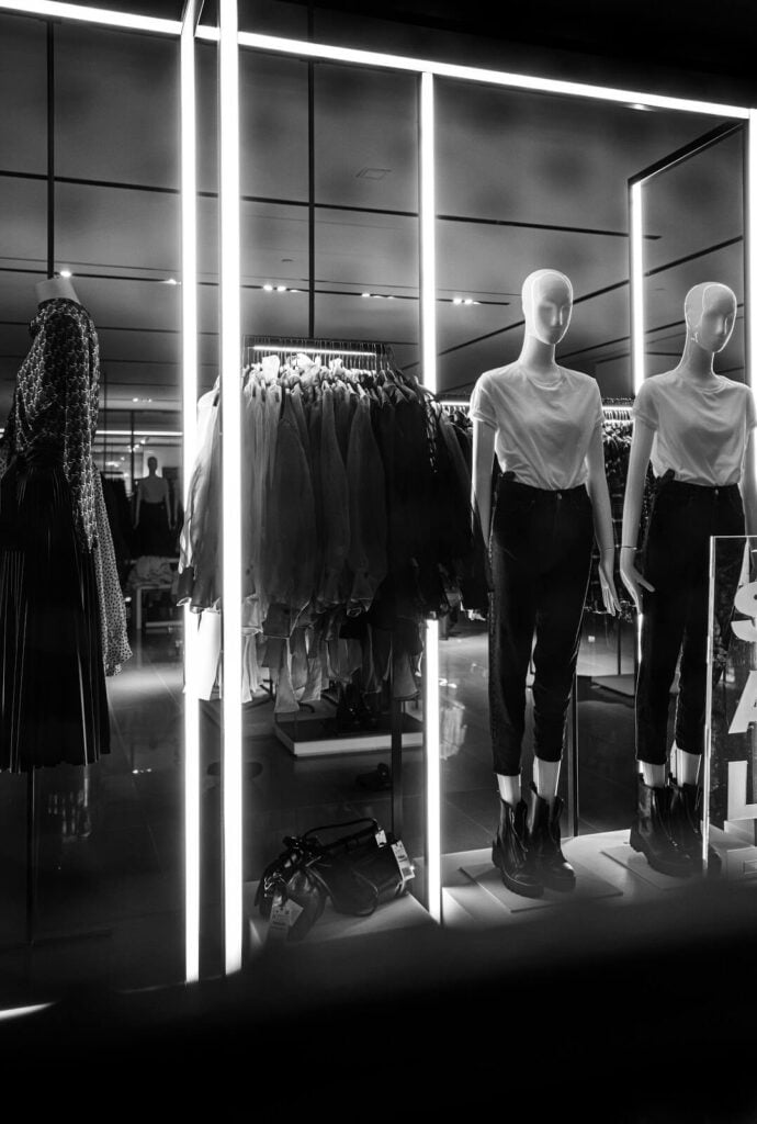 Top 10 Best fashion website design for you 2 Top 10 best fashon website inspiration for you