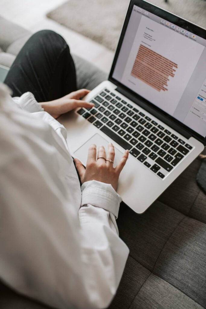 How to get customers to buy your product online 5 The power of customers’ testimonials