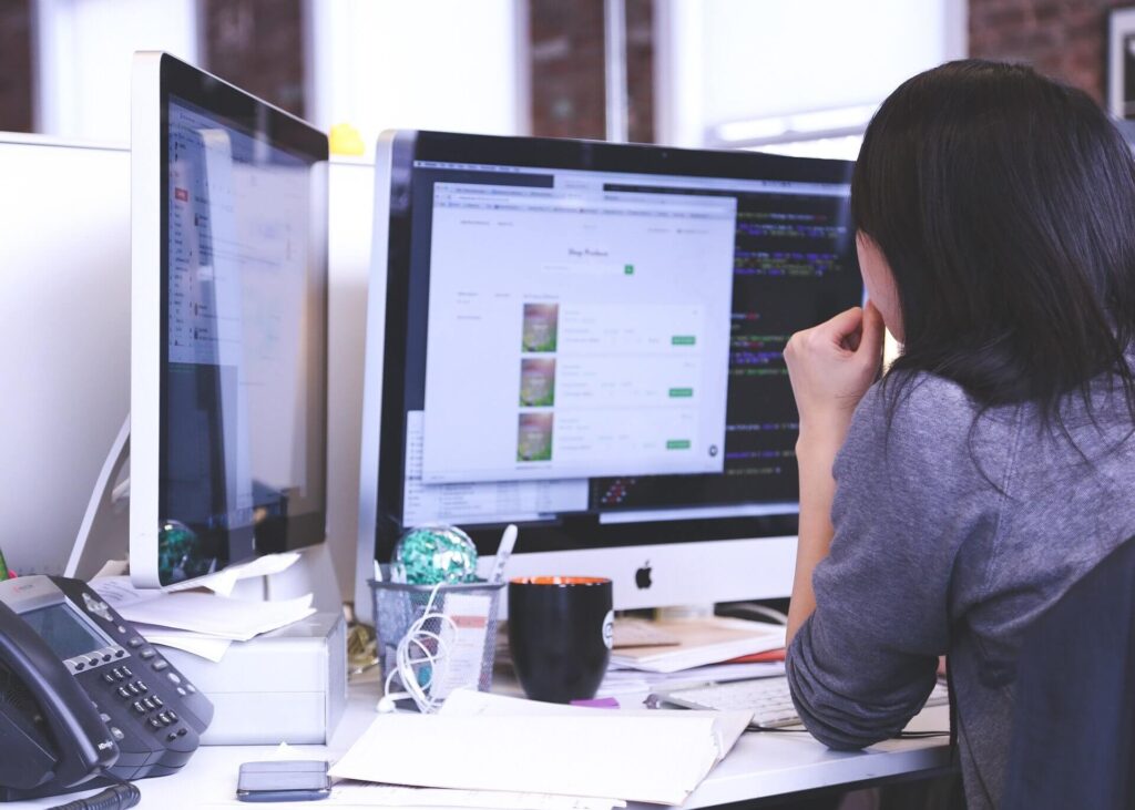 B2B website goals- 6 amazing benefits of websites in b2b marketing 2 What is b2b marketing?Â
